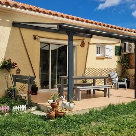 Appartement Charmante Maisonnette, Piscine, Jardin, Parking